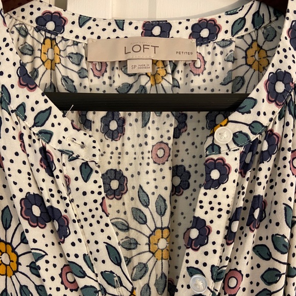 Loft Painterly Floral Flutter Dress Petite Small - Picture 4 of 4